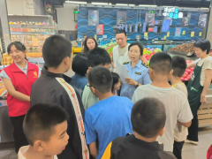 并提示孩子们少吃高糖高盐