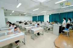 既有校方食物平安管员